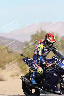 media/Dec-07-2025-CVMA (Sun) [[3e7d2de5dc]]/Race 8-Middleweight Shootout/